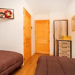 Joli A L'arriere Du Chantelouve