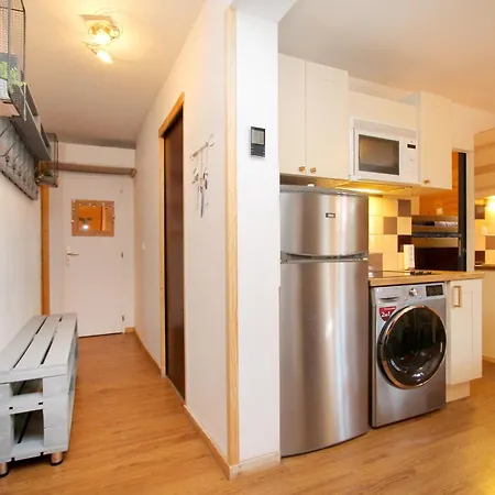 Joli à L'arrière Du Chantelouve Appartamento *