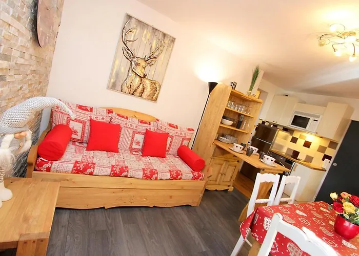 Joli A L'arriere Du Chantelouve Апартаменты *