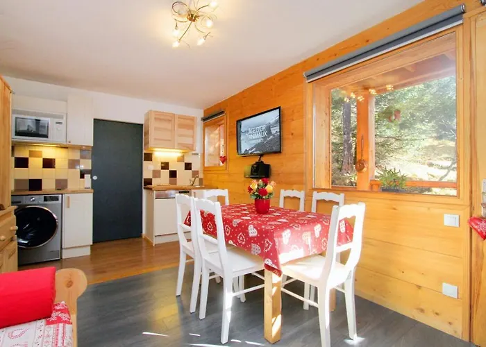 Апартаменты Joli A L'arriere Du Chantelouve Ле дез Альп