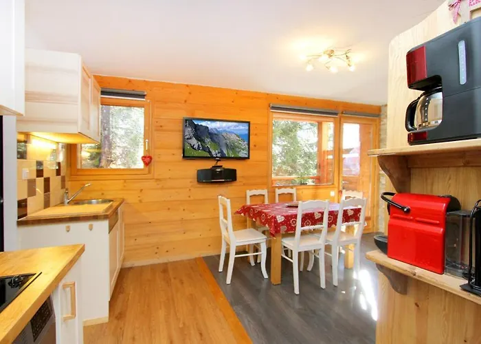 Joli A L'arriere Du Chantelouve Апартаменты Ле дез Альп